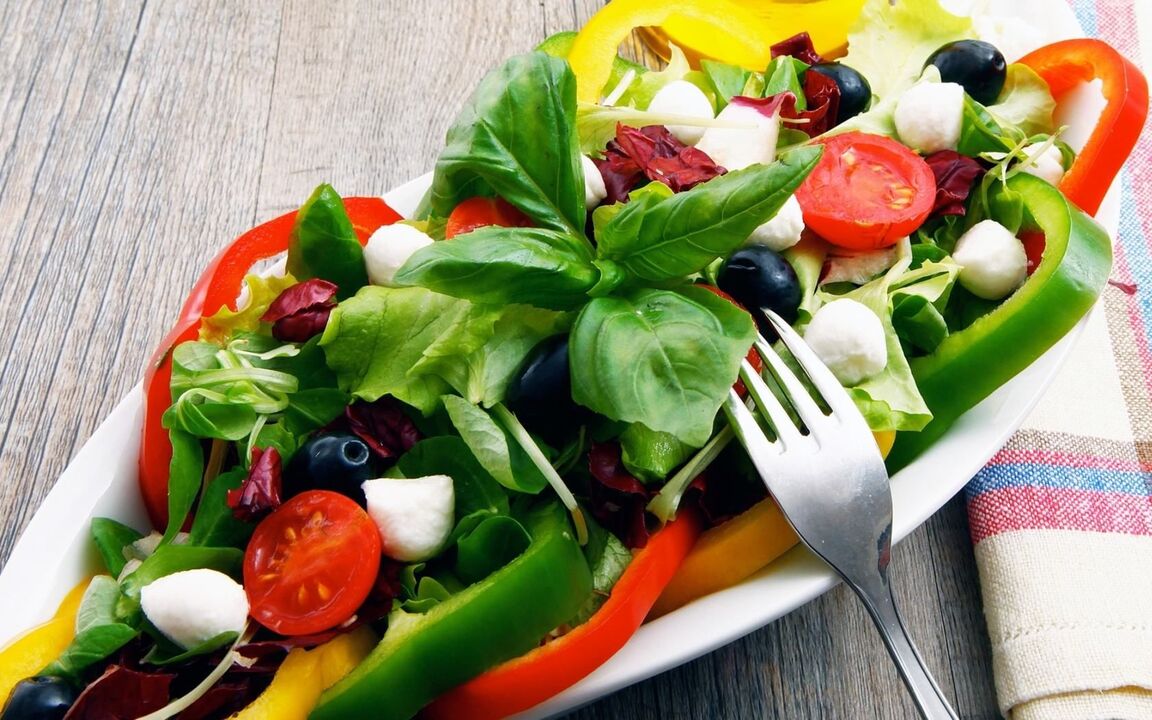 Kilo kaybı için sağlıklı salata