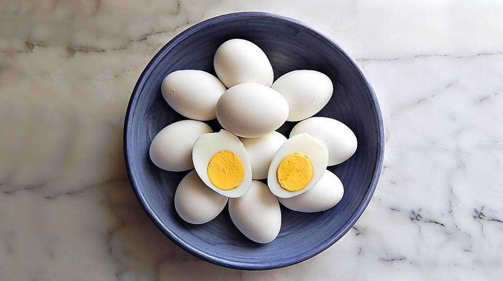 Tavuk yumurtası kimyasal diyette gerekli bir üründür